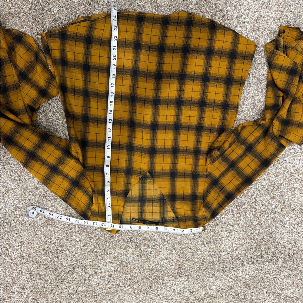 Blouse. - Picture 6 of 7